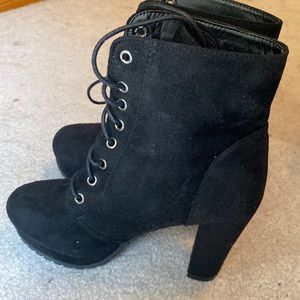 black healed boots